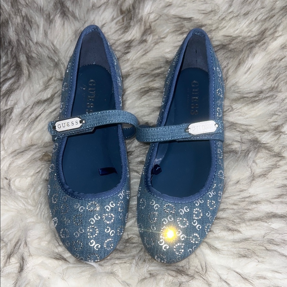 GUESS Women's Mary Jane Flats